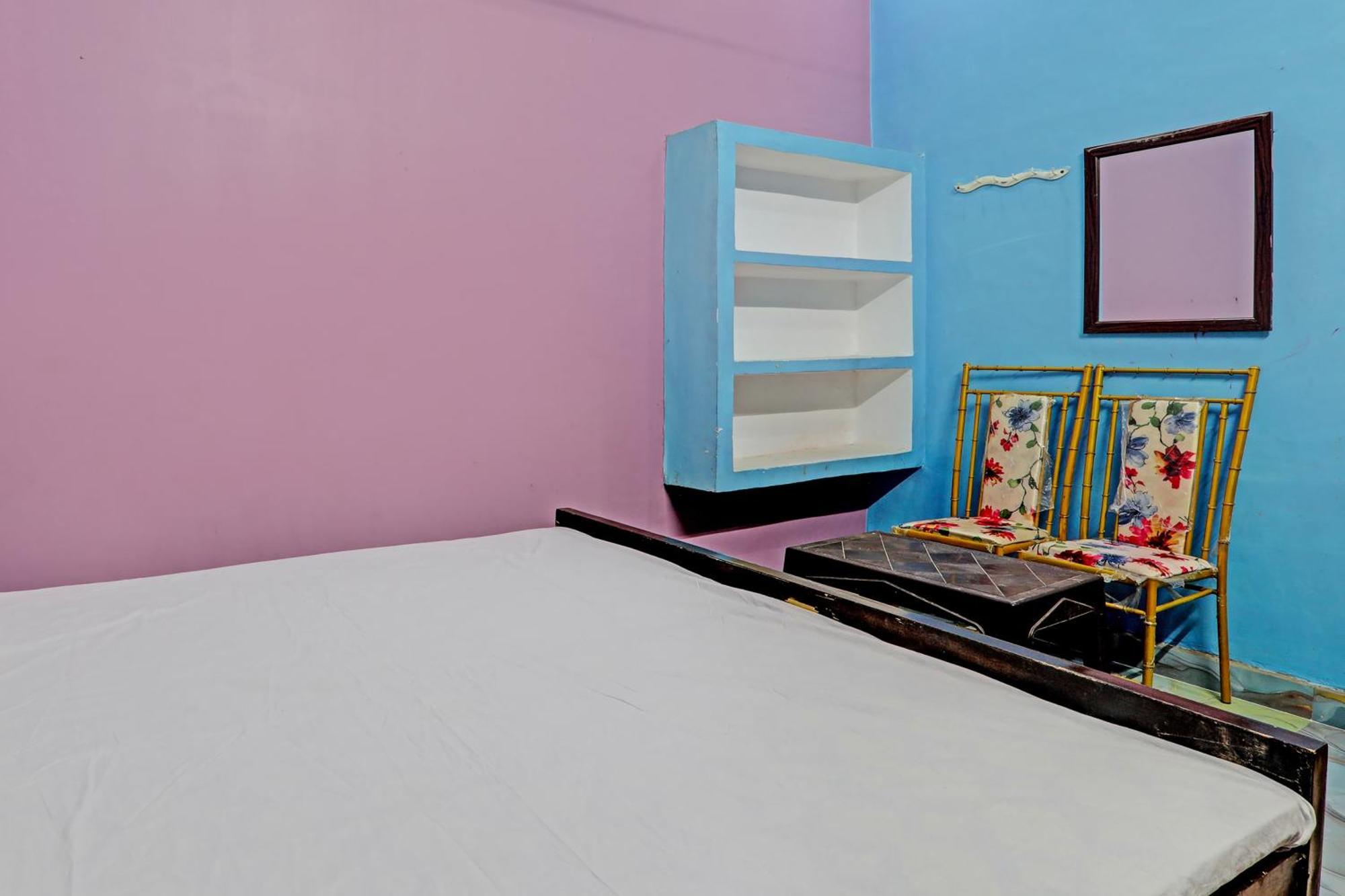 Hotel O Home Om Marriage Hall Ayodhya Екстериор снимка